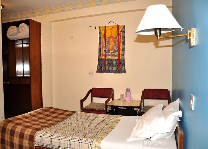 Hotel Tibet 2*