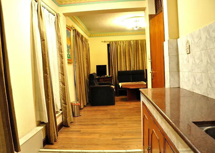 Hotel Tibet 2*